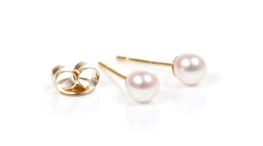 Orecchini Oro 18k piccole perle acqua dolce 4-5 mm