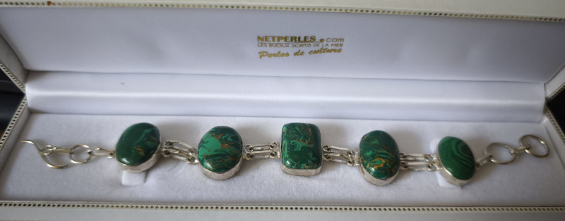 Braccialetto in perle di Malachite su Argento 925 Braccialetto in perle di Malachite su Argento 925