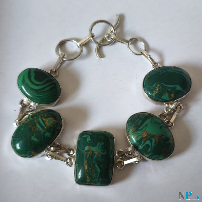 Braccialetto in perle di Malachite su Argento 925 Braccialetto in perle di Malachite su Argento 925