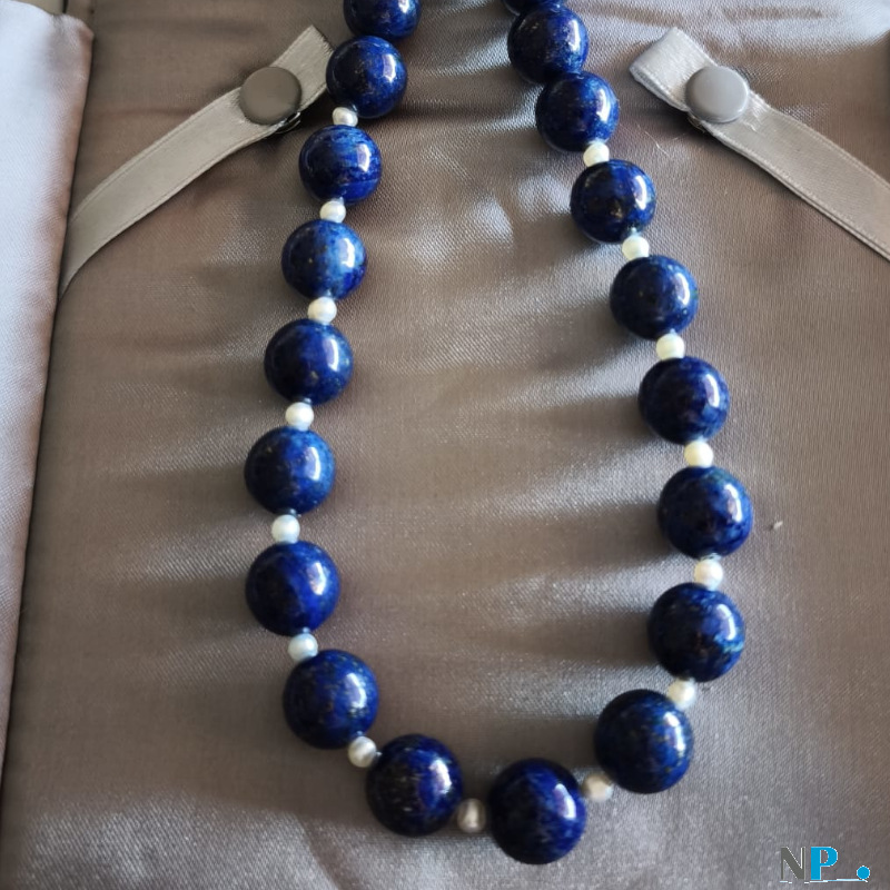 Collana antica di Lapislazzuli e perle di coltura Collana antica di Lapislazzuli e perle di coltura