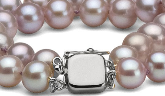 Fermoir double rang de perles en or gris
