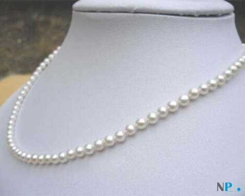 Collana di perle Akoya bianche di piccolo diametro