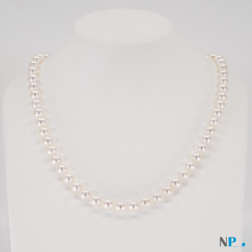 Collana di perle Akoya bianche di piccolo diametro