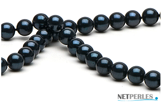 Collier de perles de culture d'Akoya bleues foncees