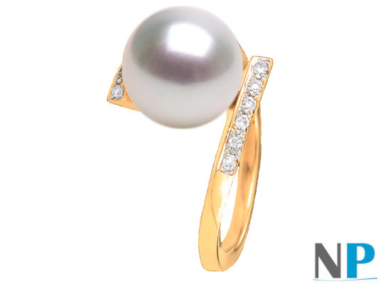 Anello in oro 18k con diamanti e perla Australiana