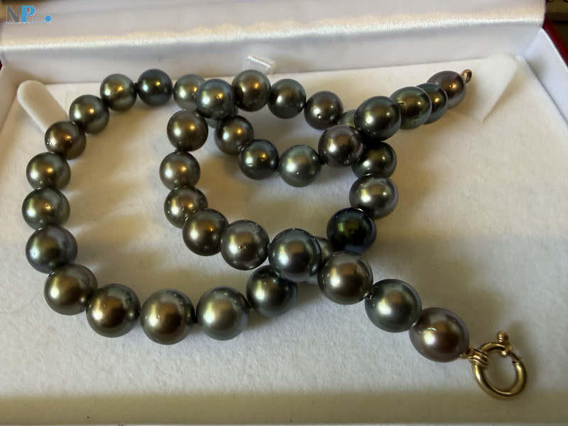 Collana di perle nere di Tahiti