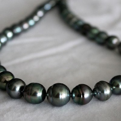 Collana 43 cm Perle di Tahiti cerchiate 11-14 mm verde bronzo