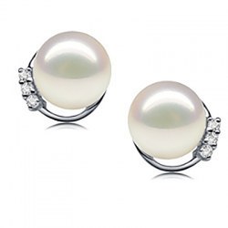 Paio di orecchini oro 18k diamanti e perle Akoya bianche da 7,5 a 8 mm