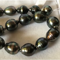 Collana 45 cm composta con perle di Tahiti nere da 9,5 a 11 mm Barocche