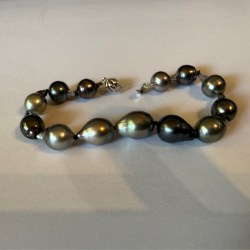 Braccialetto composto con perle di Tahiti nere da 8,5-11 mm Barocche