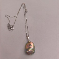 Pendente e catenina Argento 925 Perla Acqua Dolce 15x20 mm multiriflesso lustro metallico
