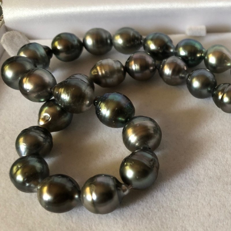 Collana 45 cm composta con perle di Tahiti nere da 9 a 11 mm Barocche