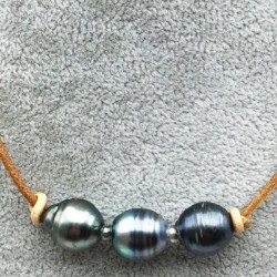 Collana o Braccialetto in cuoio con 3+1 perle Tahiti Barocche 11-12 mm